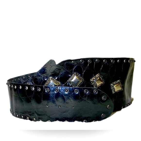 Black Patent Leather Wide Belt. Make it your own. I’ve retired this piece. - Picture 2 of 6